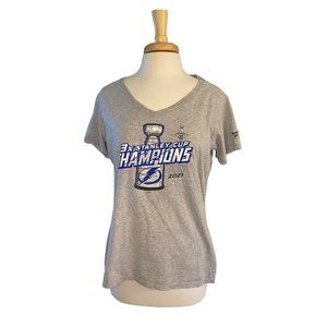Fanatics 3X Stanley Cup Champions 2021 Women's Large